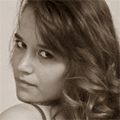 M&eacute;sz&aacute;ros Anett